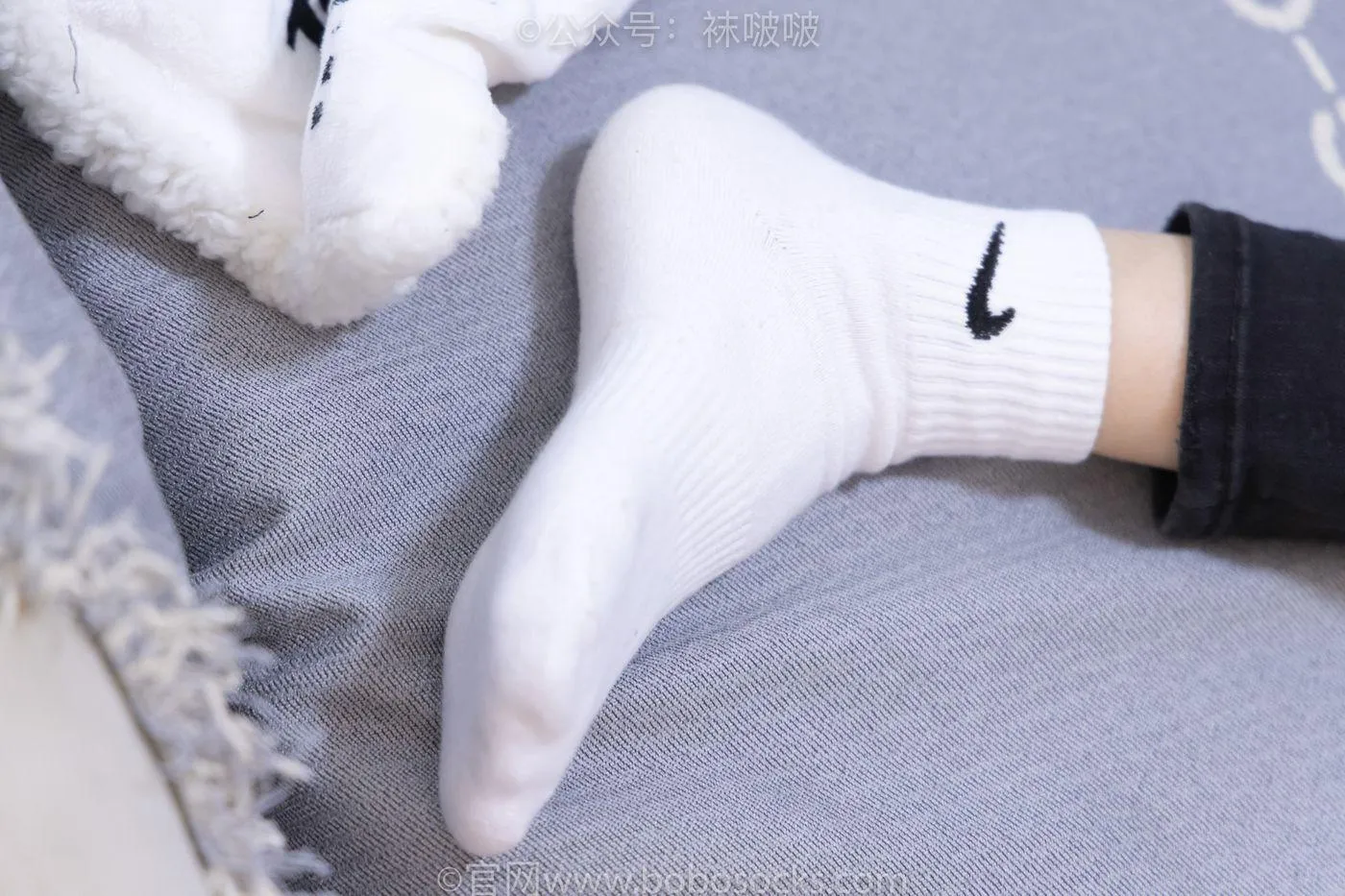 [BoBoSocks袜啵啵]NO.061 稚予-短靴、白棉袜、裸足 [145P]插图5